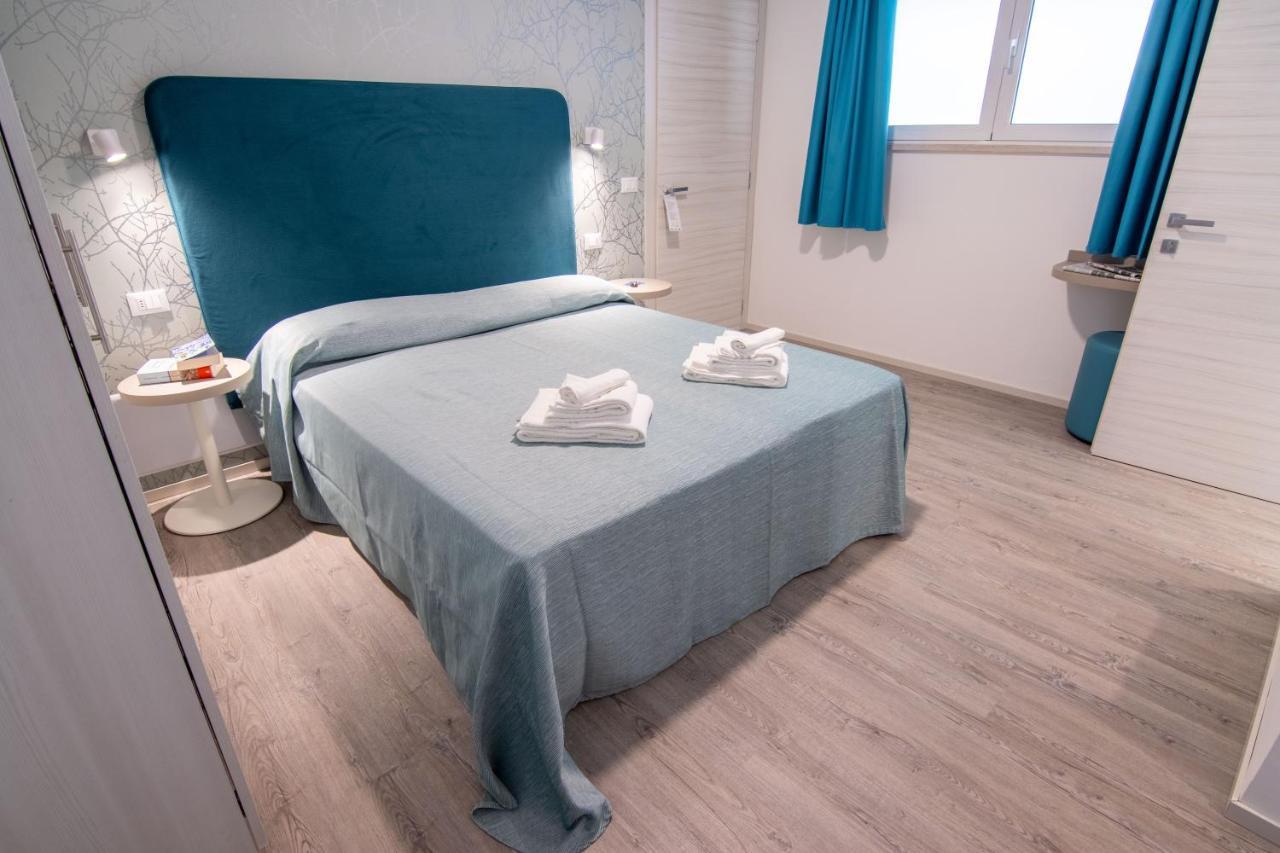 Hotel Adria Beach Rimini Exterior foto